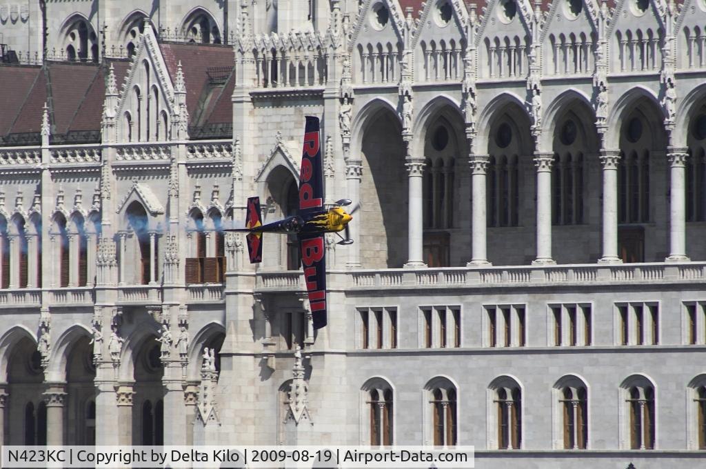N423KC, 2009 Zivko Edge 540 C/N 0044, Red Bull Air Race Budapest -Kirby Chambliss