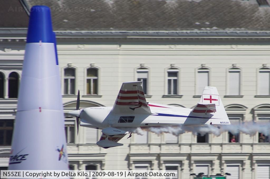 N55ZE, 2007 Zivko Edge 540 C/N 0040A, Red Bull Air Race Budapest -Paul Bonhomme