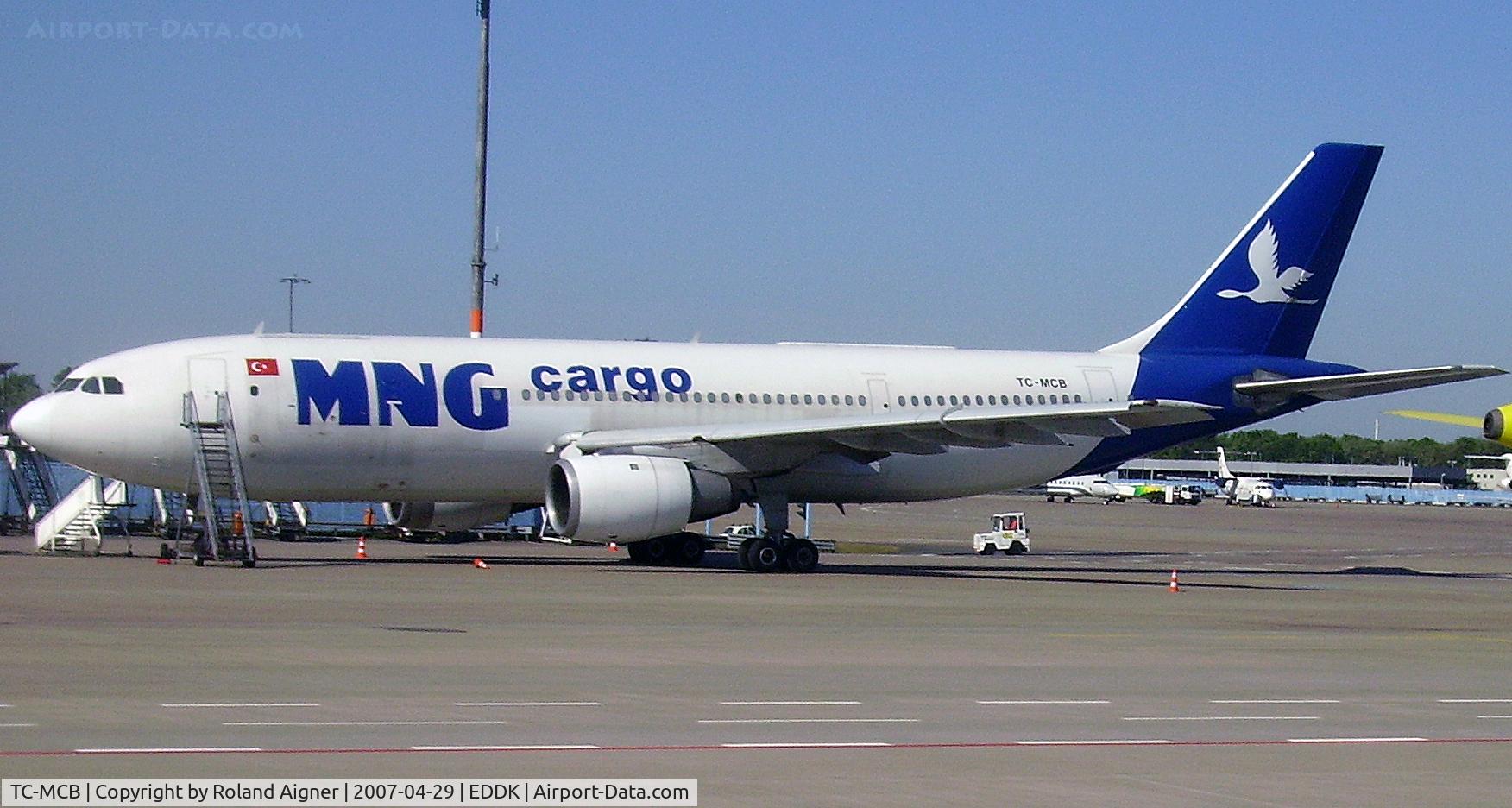 TC-MCB, Airbus A300B4-203 C/N 304, .