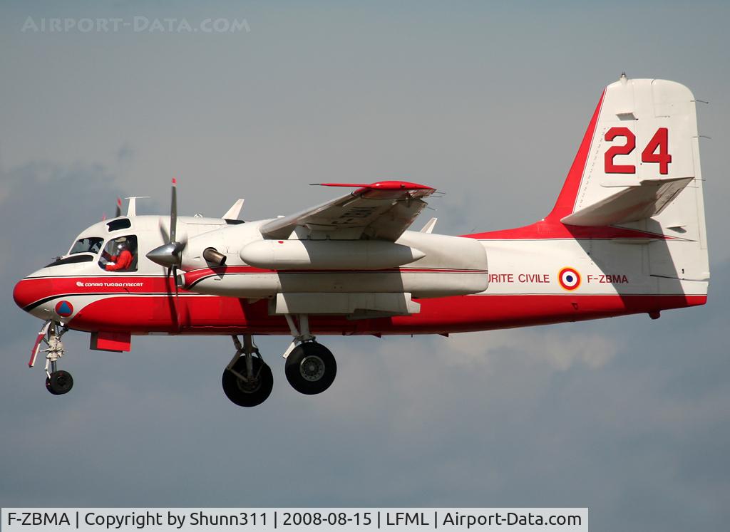 F-ZBMA, Grumman Conair S-2T Turbo Firecat C/N 461/021, Landing rwy 14R