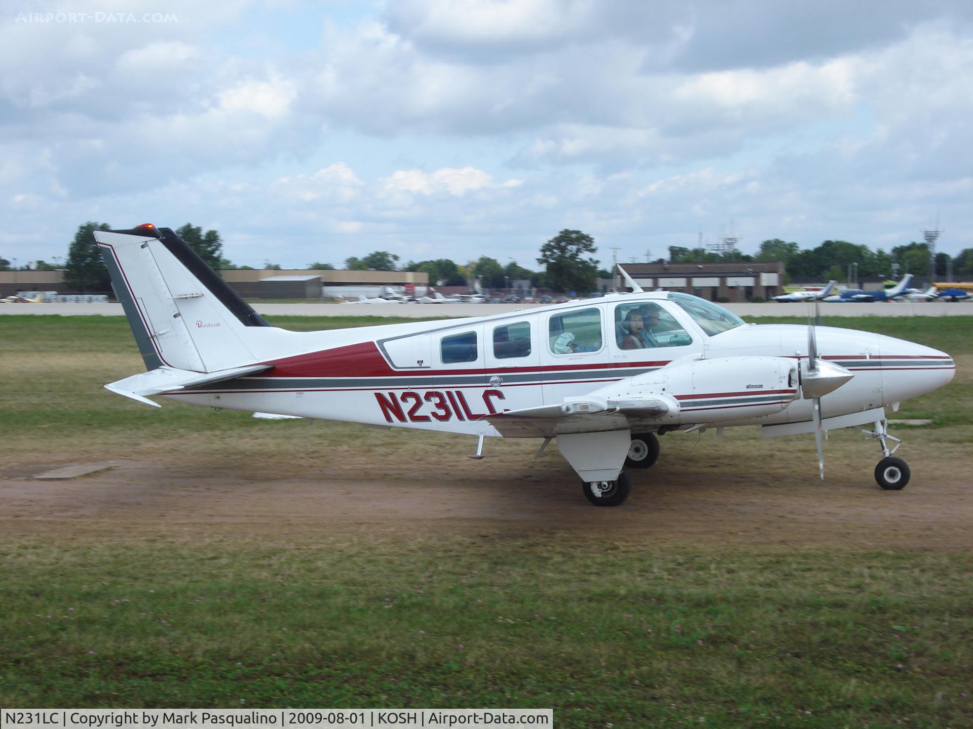 N231LC, 1975 Beech 58 Baron C/N TH-696, Beech 58