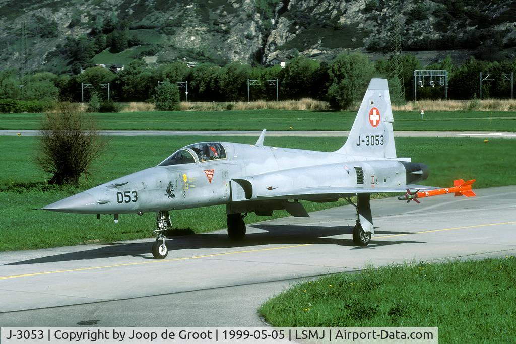 J-3053, Northrop F-5E Tiger II C/N L.1053, This Tiger was active during the 1999 Wiederholungskurs at Turtmann.