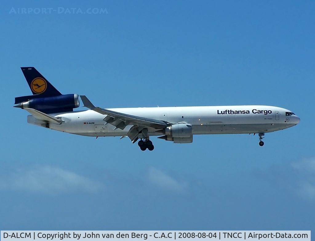 D-ALCM, 2001 McDonnell Douglas MD-11F C/N 48805, Lufthansa Cargo MD 11F (48805/645) D-ALCM @ TNCC / CUR