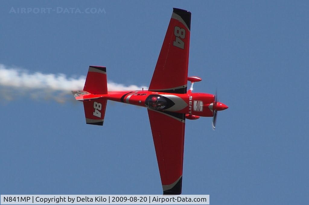 N841MP, 1999 Zivko Edge 540 C/N 0025, Red Bull Air Race Budapest -Pete McLeod