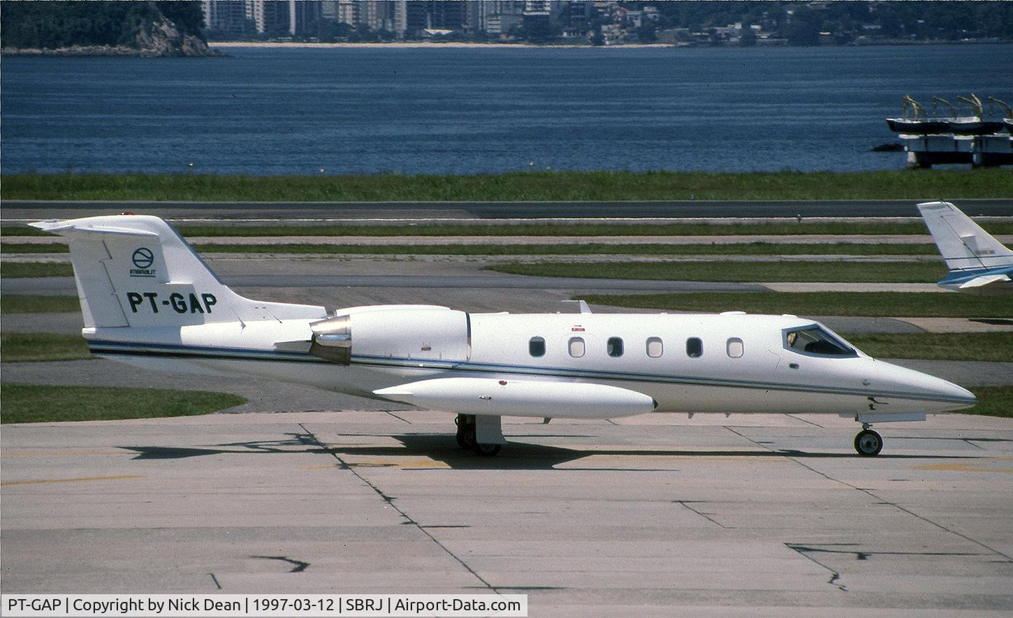 PT-GAP, 1984 Learjet 35A C/N 35A-589, SBRJ