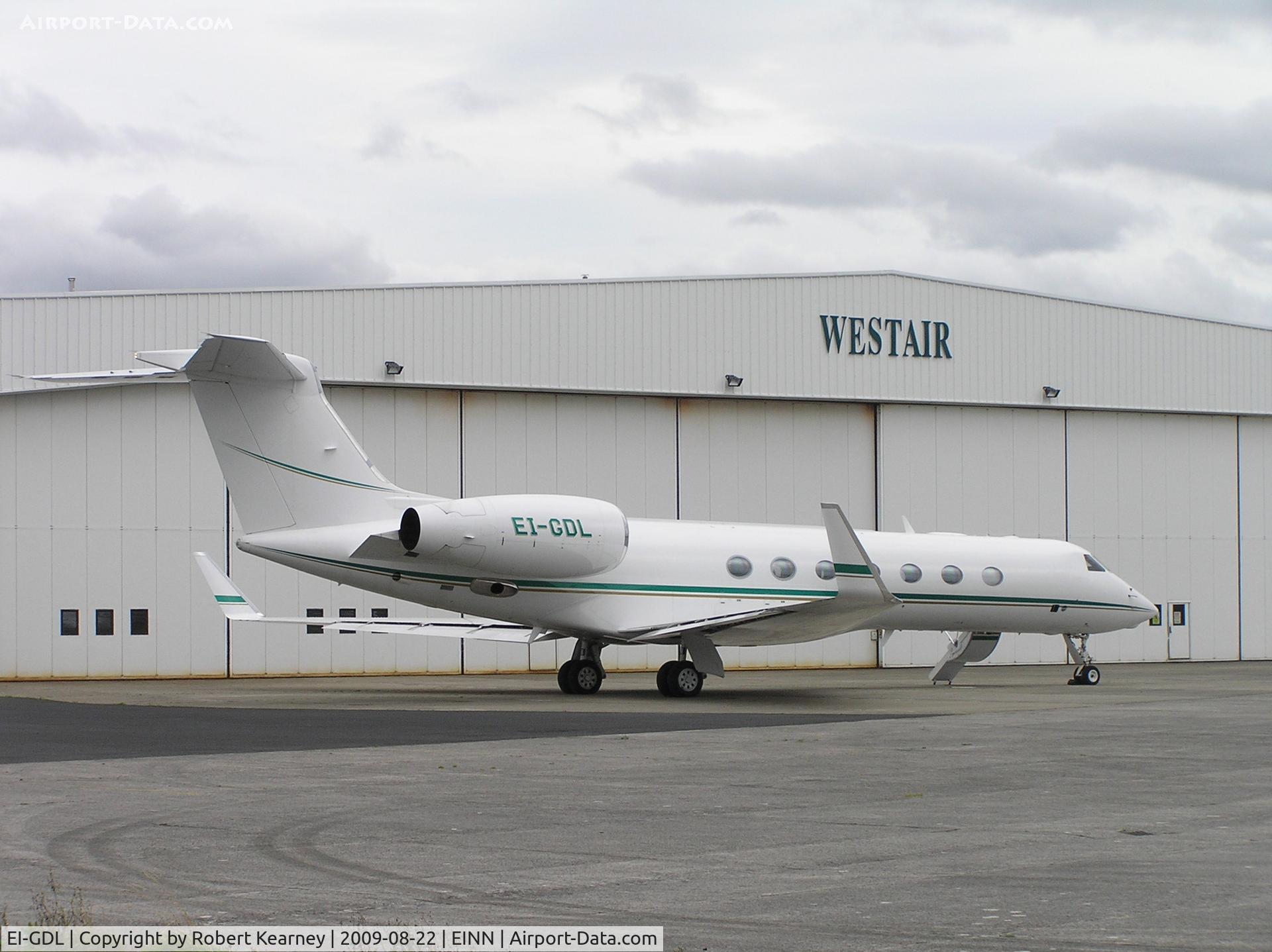 EI-GDL, 2005 Gulfstream Aerospace GV-SP (G550) C/N 5068, G1159 at Westair