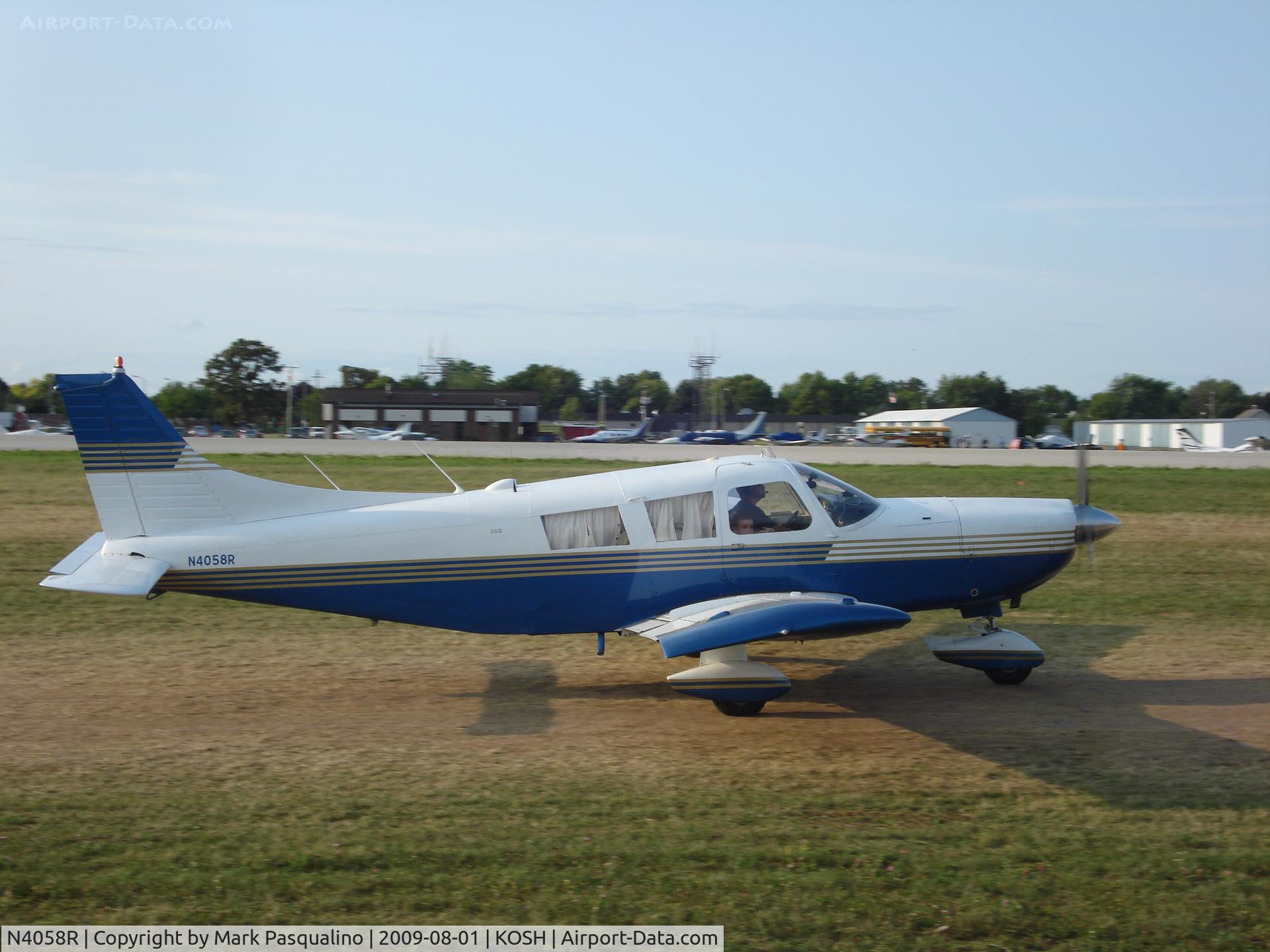 N4058R, 1967 Piper PA-32-300 Cherokee Six C/N 32-40363, Piper PA-32-300