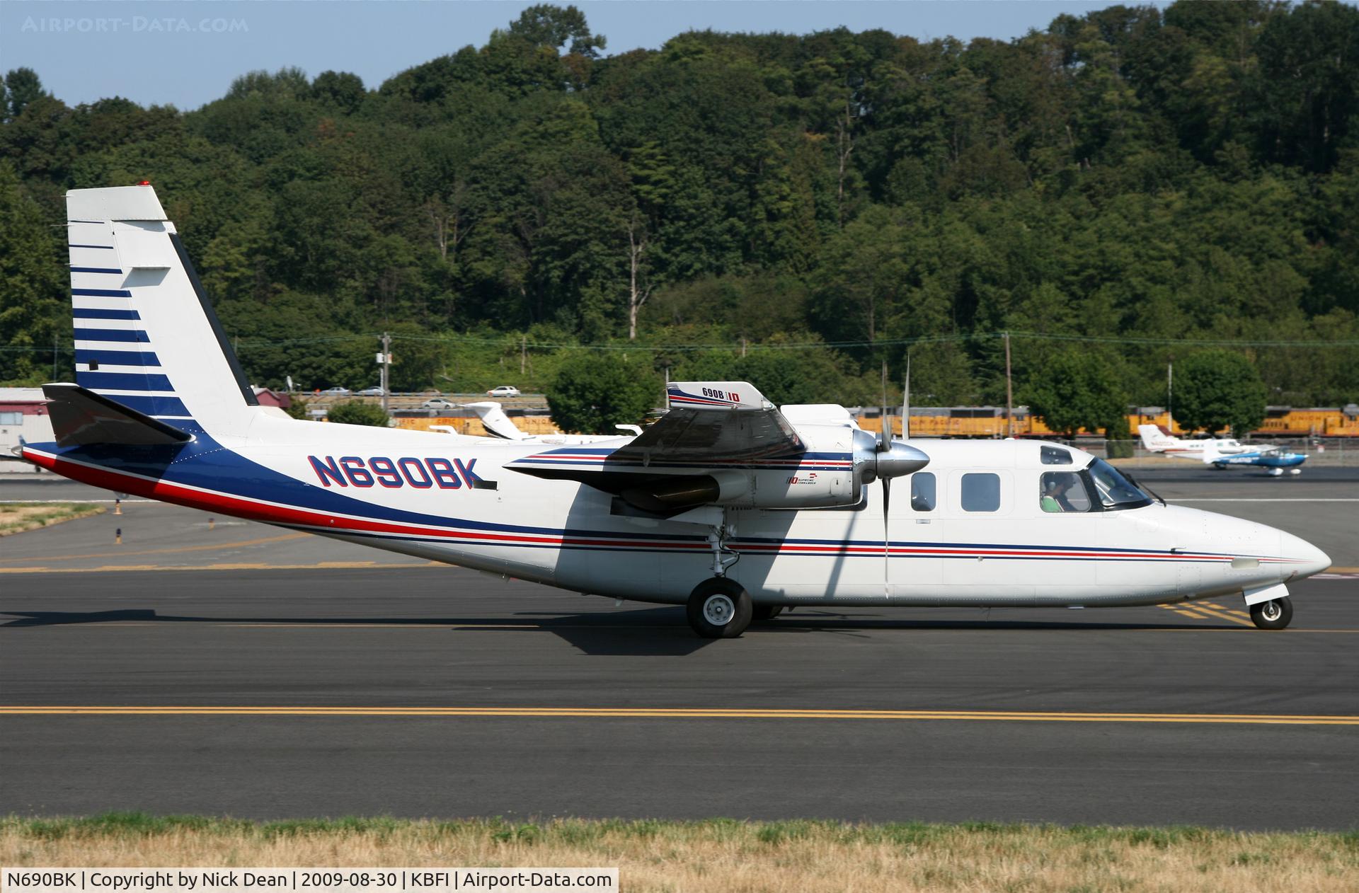 N690BK, 1978 Rockwell International 690B C/N 11508, KBFI