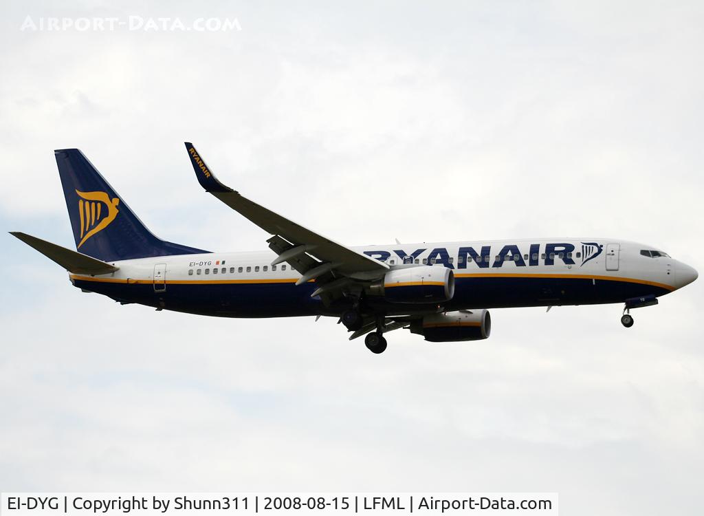 EI-DYG, 2008 Boeing 737-8AS C/N 33639, Landing rwy 32R