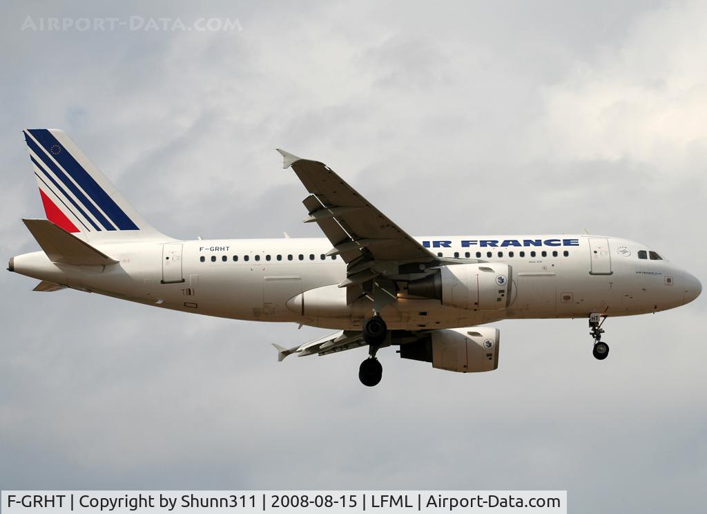 F-GRHT, 2001 Airbus A319-111 C/N 1449, Landing rwy 31R