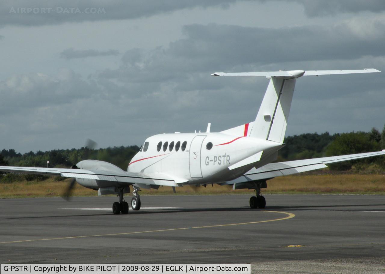 G-PSTR, 1977 Beech 200 Super King Air C/N BB-209, LINING UP ON RWY 25 FOR DEPARTURE