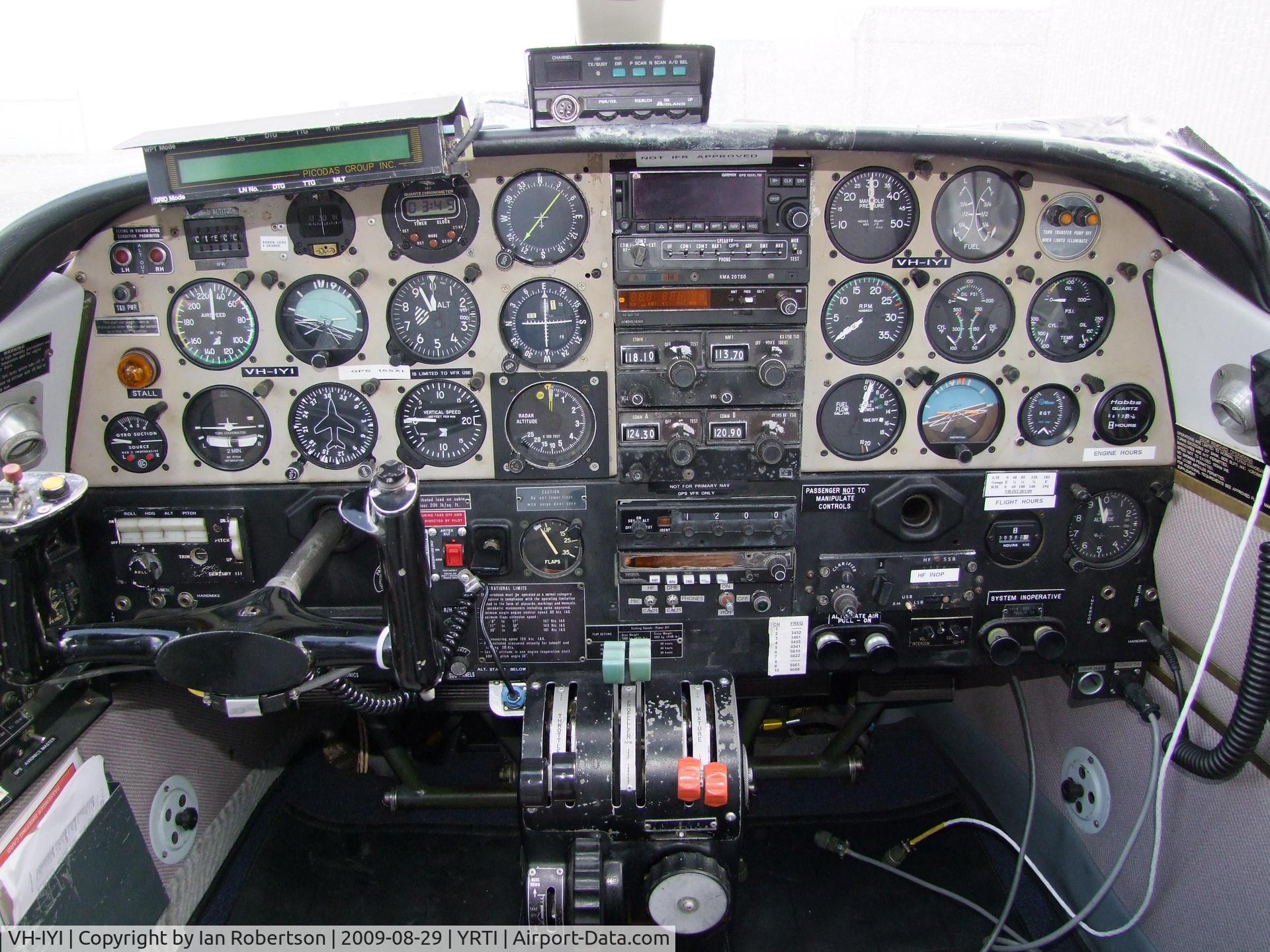 VH-IYI, 1978 Partenavia P-68B C/N 136, VH-IYI Instrument Panel