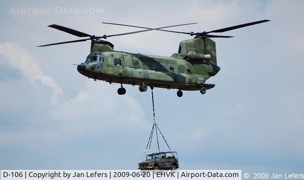D-106, Boeing CH-47D Chinook C/N M.4106, Chinook in Action