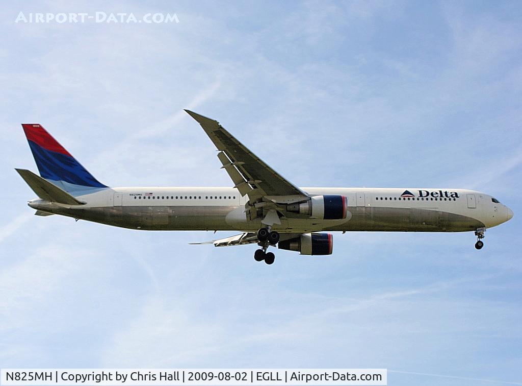 N825MH, 1999 Boeing 767-432/ER C/N 29703, Delta Airlines