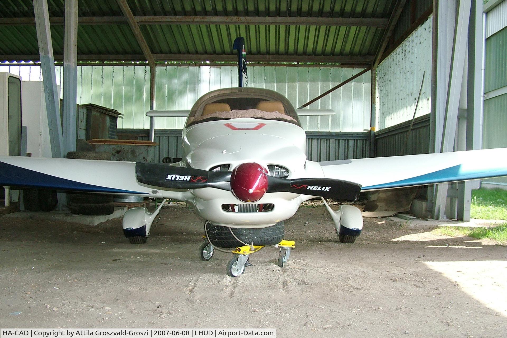 HA-CAD, 2007 Corvus Corone MK I C/N CNE01/004, Szeged Airport LHUD - 2007-05-26 His flying nose runner broke at the time of rolling after landing.