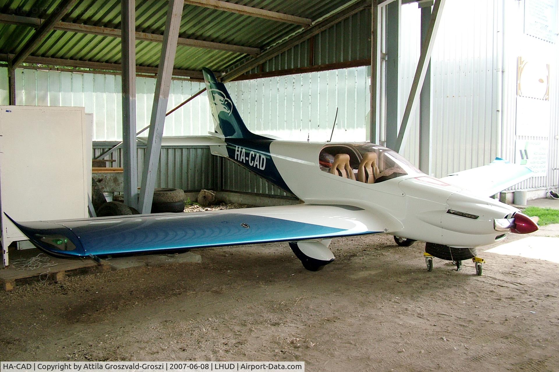 HA-CAD, 2007 Corvus Corone MK I C/N CNE01/004, Szeged Airport LHUD - 2007-05-26 His flying nose runner broke at the time of rolling after landing.