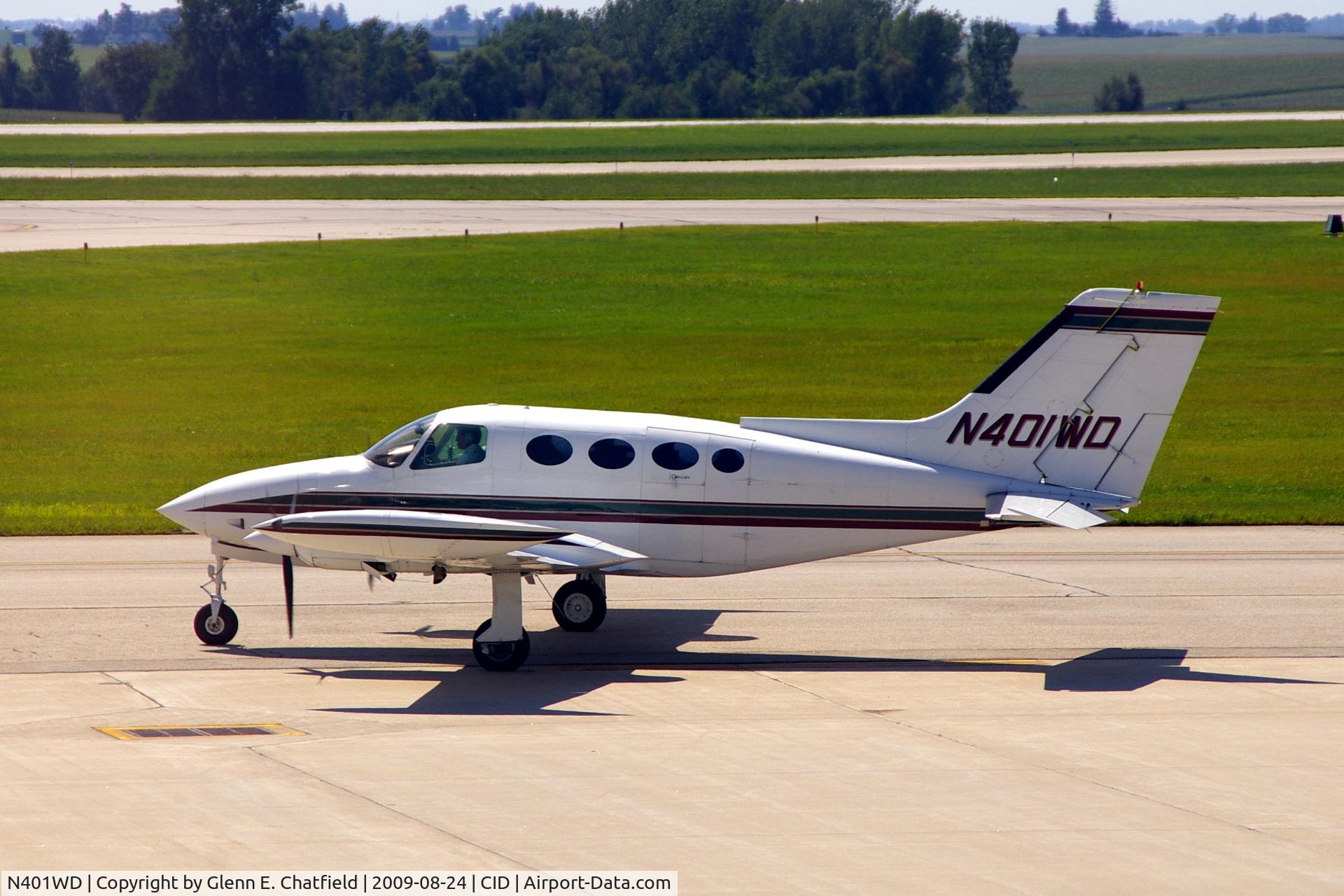 N401WD, 1969 Cessna 401A C/N 401A0011, Taxiing out later in the day