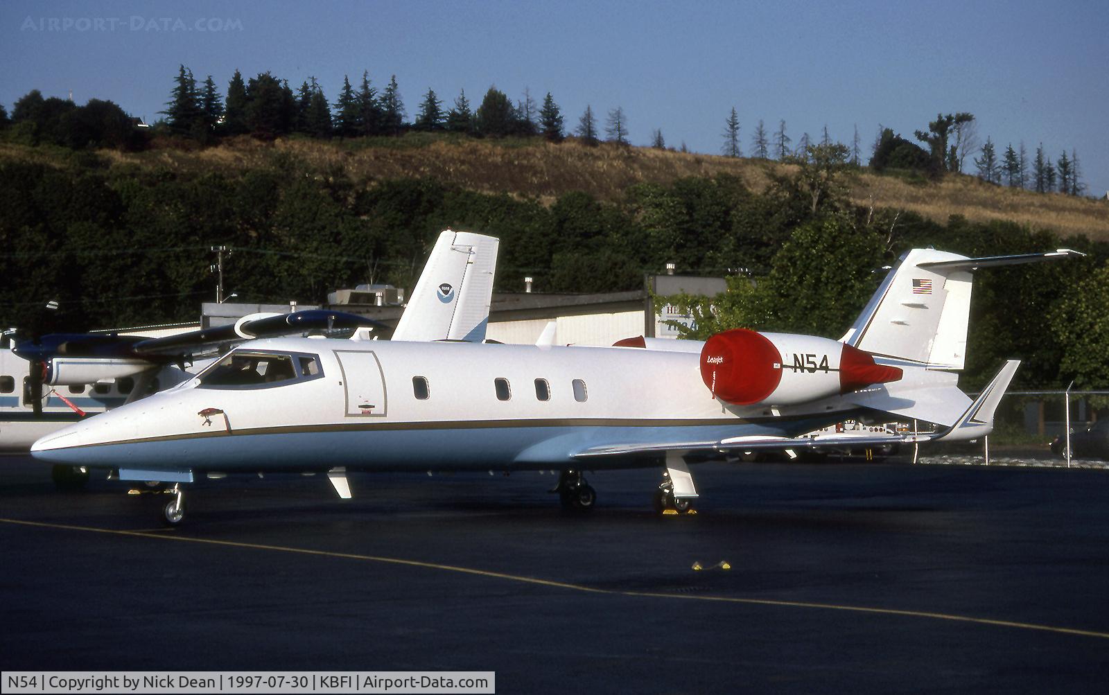N54, 1993 Learjet Inc 60 C/N 009, KBFI