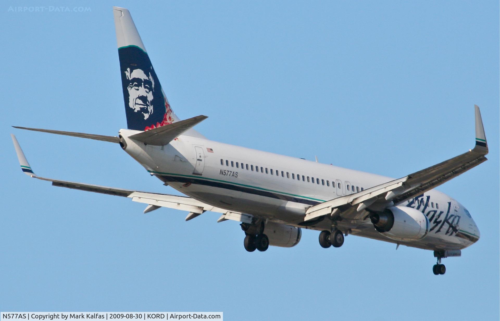 N577AS, 2007 Boeing 737-890 C/N 35186, Alaska Airlines Boeing 737-890, Flt. #130 from PANC, RWY 10 approach KORD.