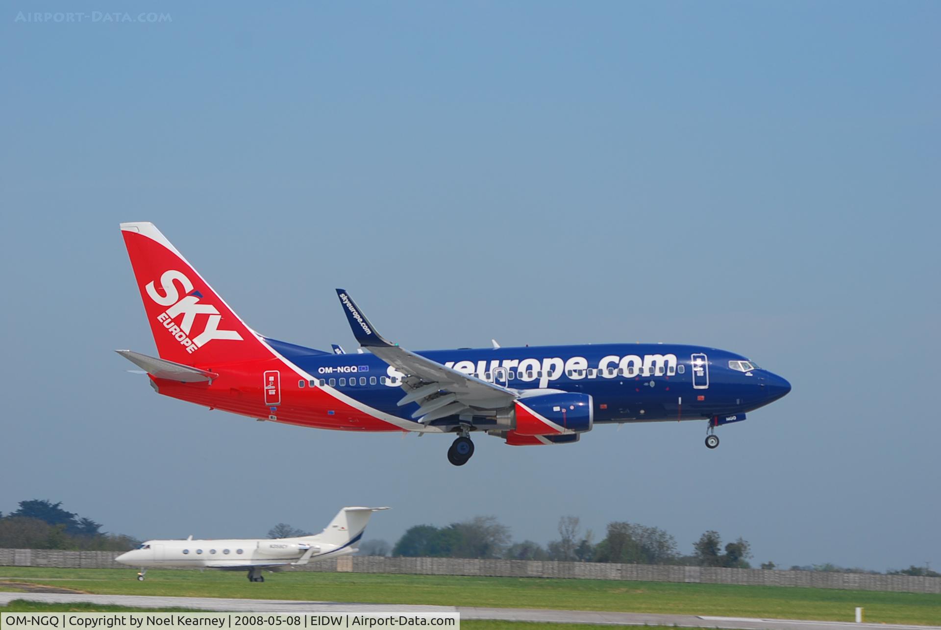 OM-NGQ, 2008 Boeing 737-7GL C/N 37233, Landing Rwy 10