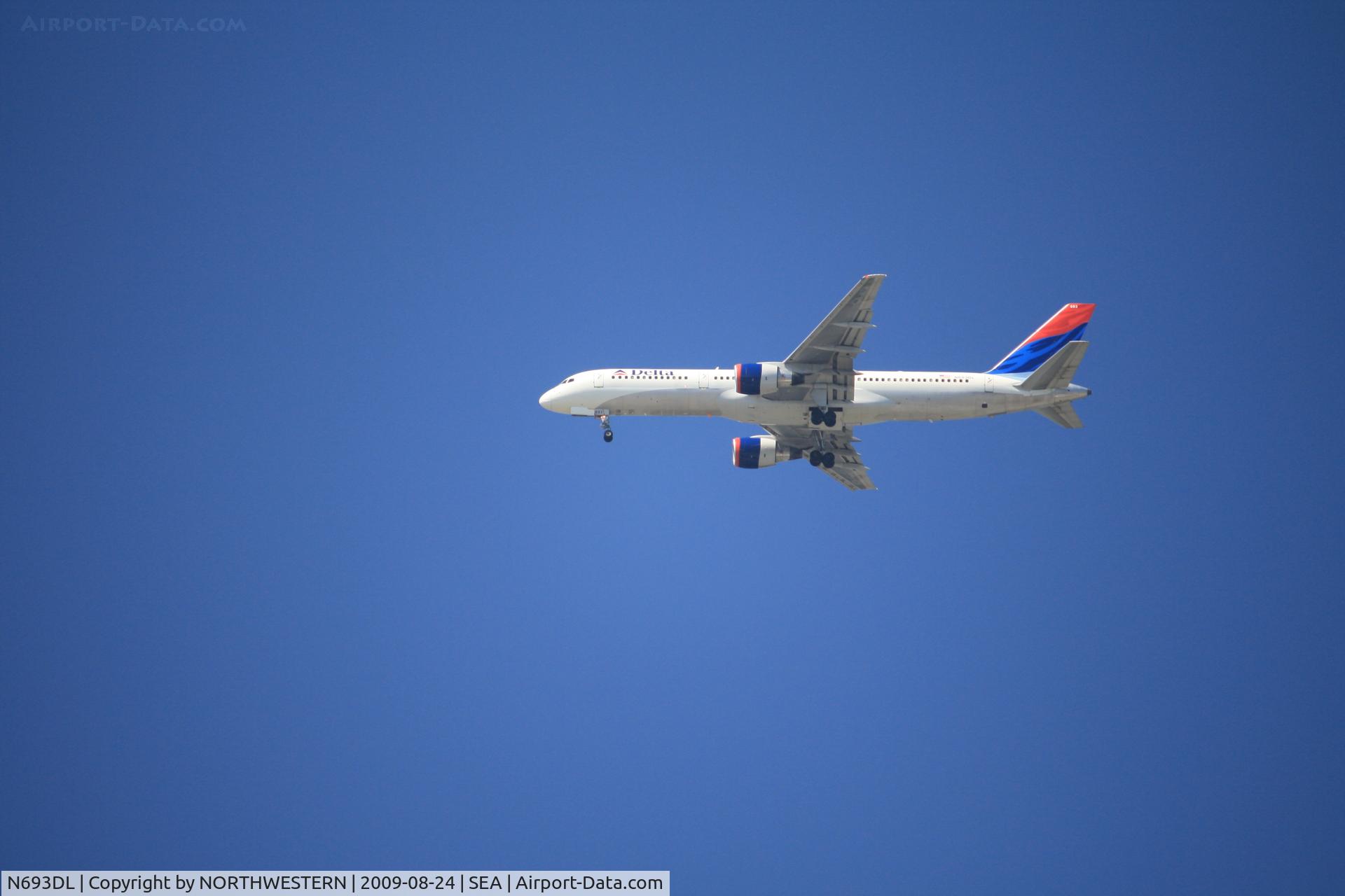 N693DL, 1998 Boeing 757-232 C/N 29725, NEWARK-SEATTLE