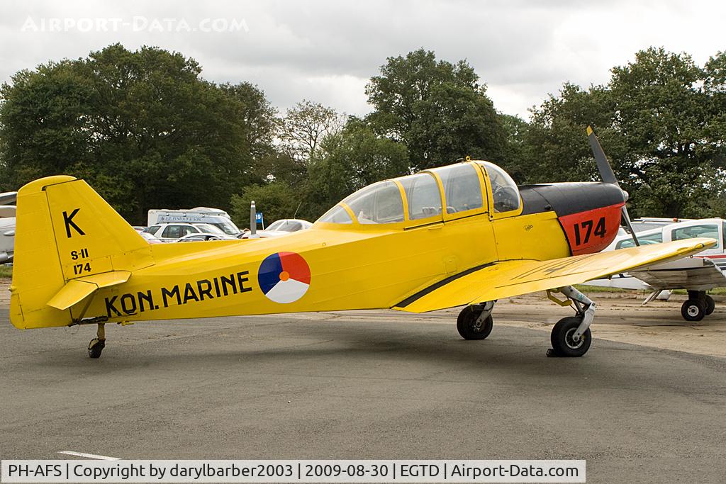 PH-AFS, 1950 Fokker S.11-1 Instructor C/N 6205, Dunsfold W&W 2009