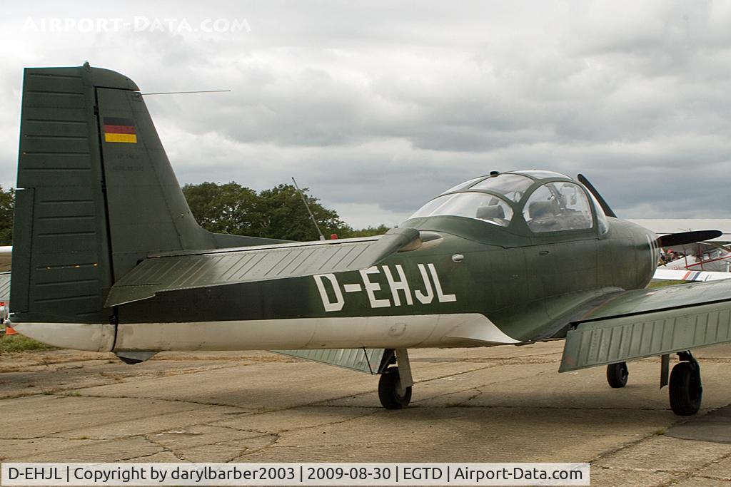 D-EHJL, Focke-Wulf FWP-149D C/N 45, Dunsfold W&W 2009