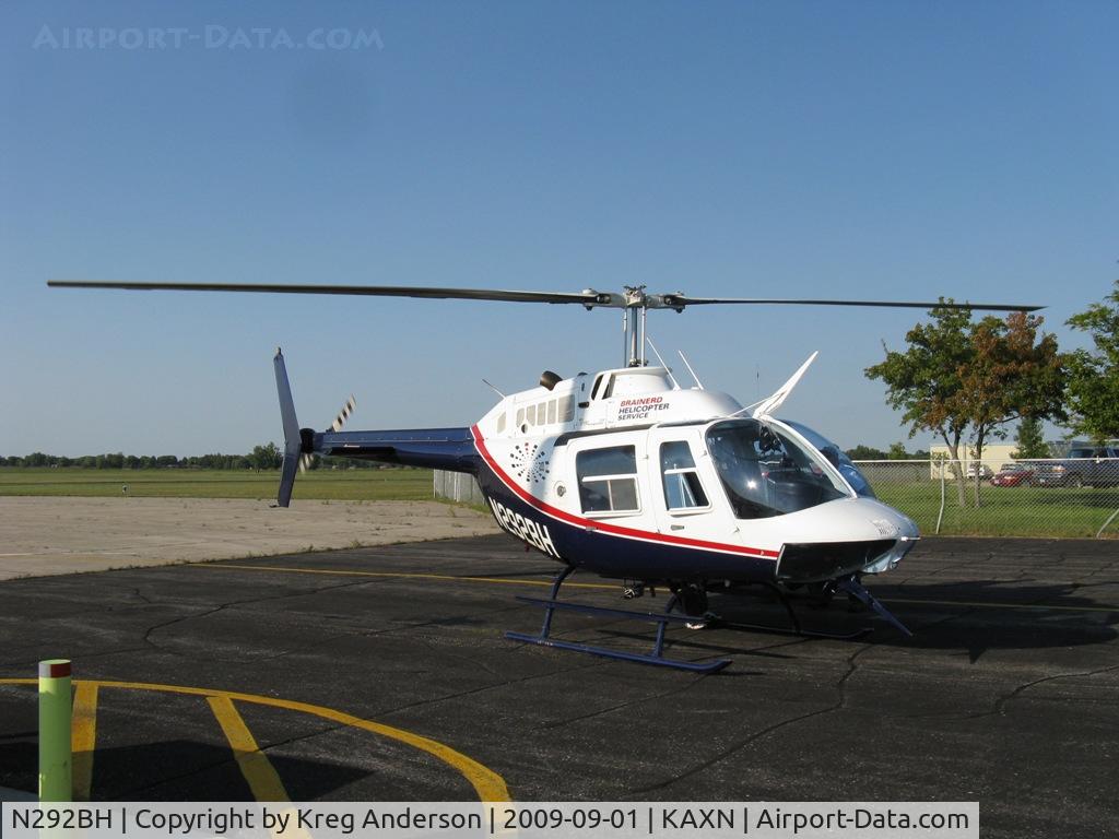 N292BH, 1992 Bell 206B JetRanger III C/N 4255, Stopping through for fuel. Brainerd Helicopter Services.