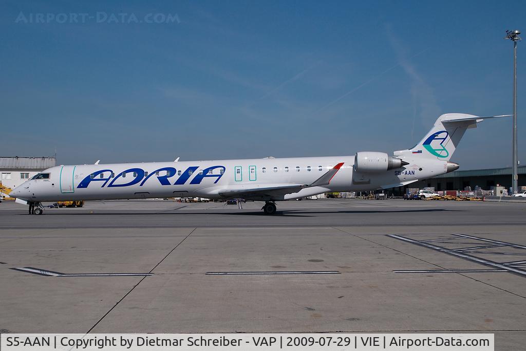S5-AAN, 2008 Bombardier CRJ-900 NG (CL-600-2D24) C/N 15207, Adria AIrways Regionaljet 900
