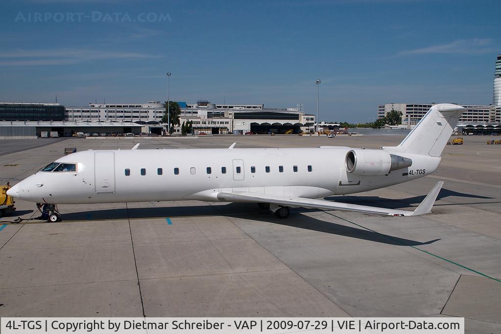 4L-TGS, 2000 Canadair CRJ-200LR (CL-600-2B19) C/N 7373, Air zena Regionaljet