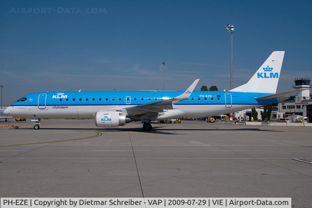 PH-EZE, 2009 Embraer 190LR (ERJ-190-100LR) C/N 19000288, KLM Embraer 190