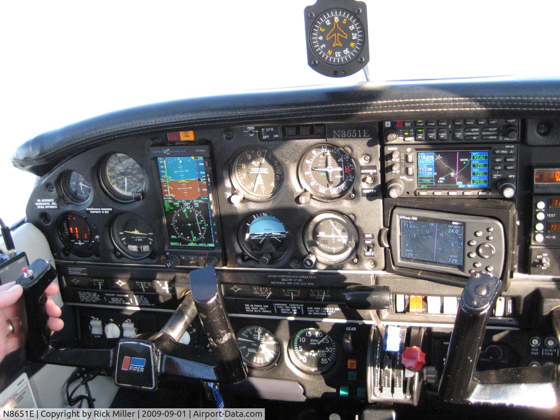N8651E, 1976 Piper PA-28R-200 Arrow II C/N 28R-7635193, Panel, Aspen 1000 Pro