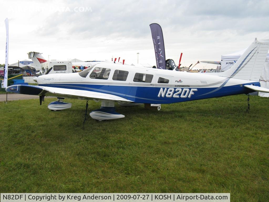 N82DF, 1981 Piper PA-32-301 Saratoga C/N 32-8206003, EAA Airventure 2009
