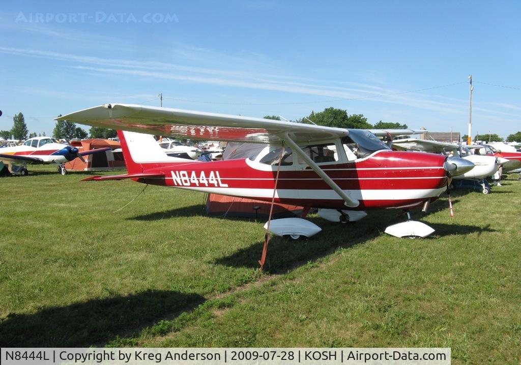 N8444L, 1968 Cessna 172I C/N 17256644, EAA Airventure 2009