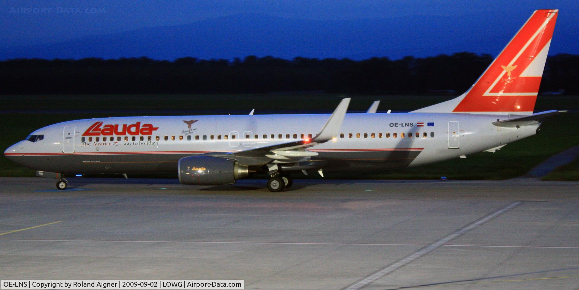 OE-LNS, 2005 Boeing 737-8Z9 C/N 34262, .