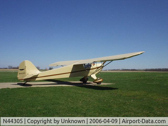 N44305, 1946 Taylorcraft BC12-D1 C/N 10105, Rear view April 2006