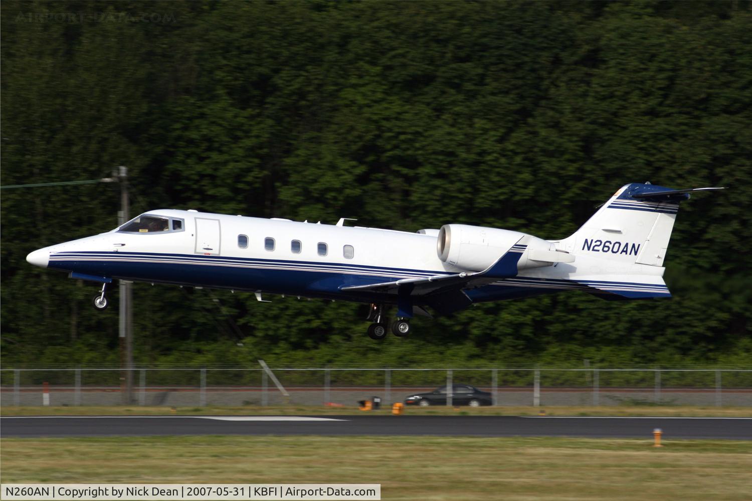 N260AN, 1998 Learjet Inc 60 C/N 124, KBFI