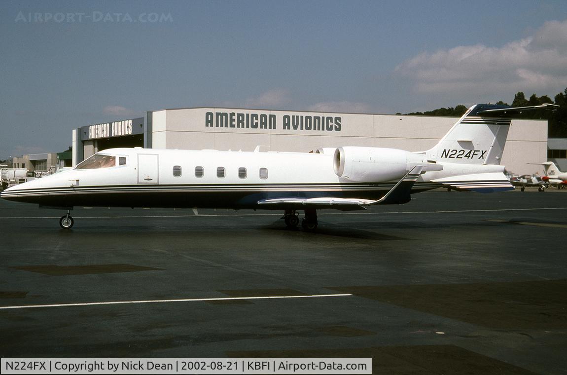 N224FX, 1998 Learjet 60 C/N 60-126, KBFI