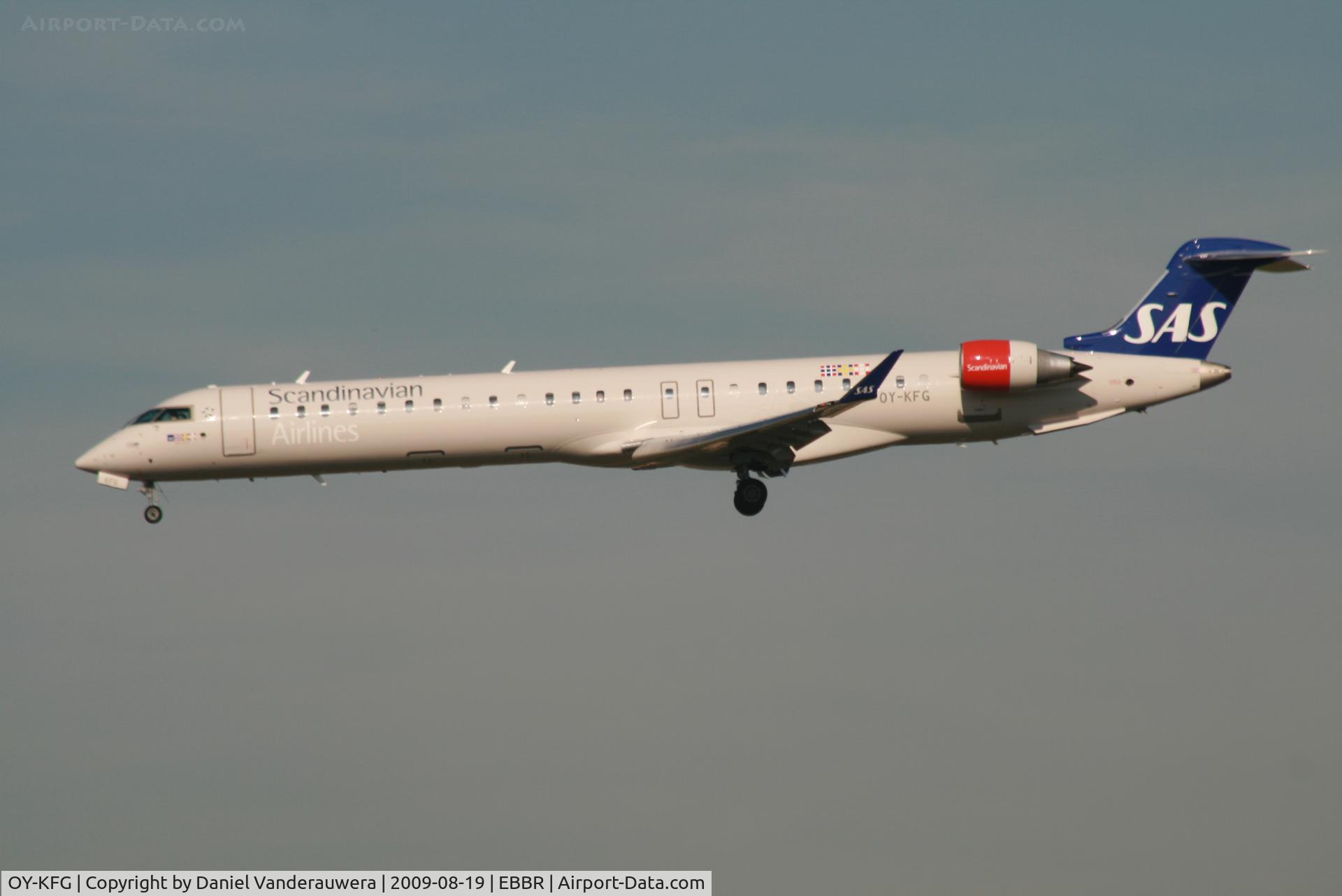 OY-KFG, 2009 Bombardier CRJ-900ER (CL-600-2D24) C/N 15237, flight SK593 is descending to rwy 20