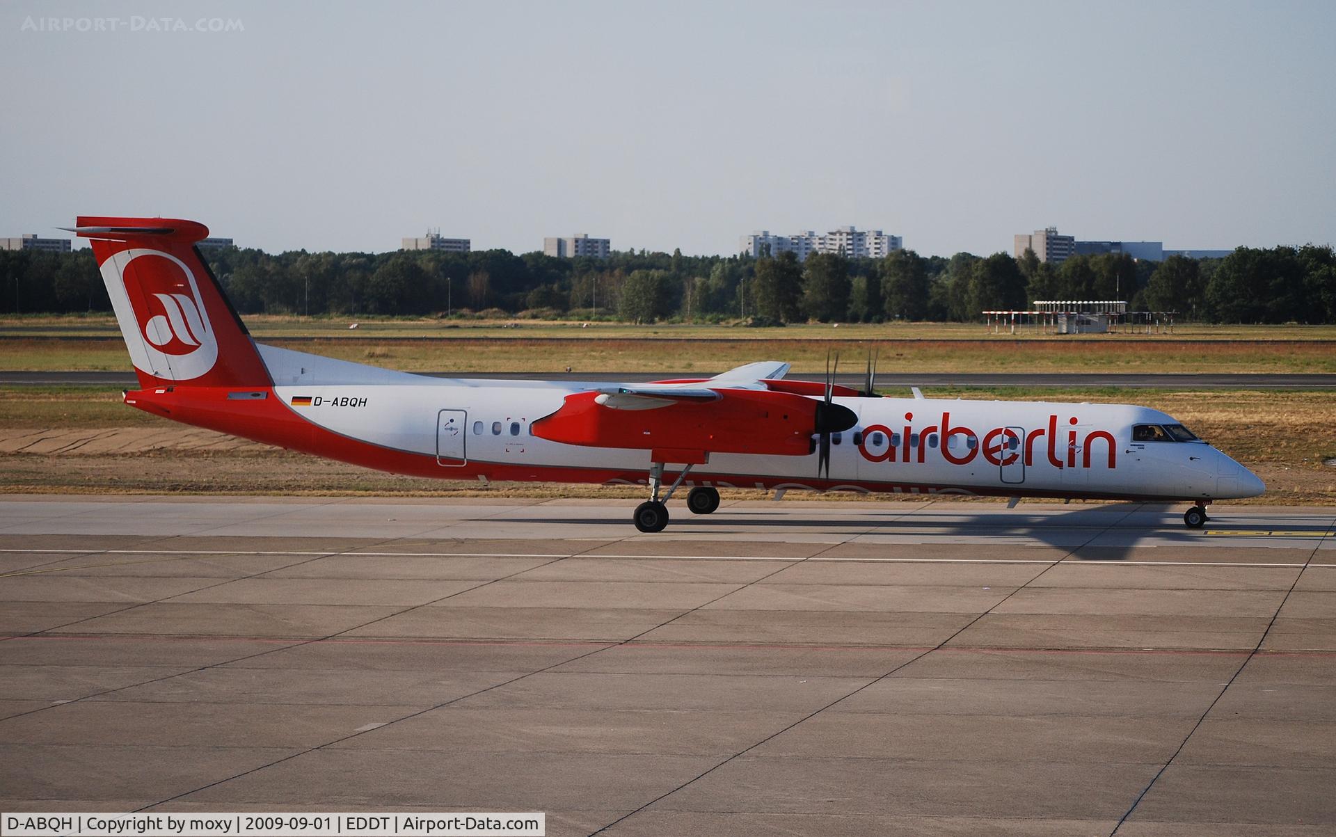 D-ABQH, 2009 De Havilland Canada DHC-8-402 Dash 8 C/N 4256, Dash 8 taxying to gate Berlin Tegel