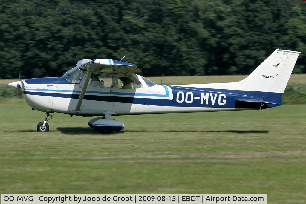 OO-MVG, 1974 Reims F172M Skyhawk Skyhawk C/N 1130, landing at Schaffen-Diest