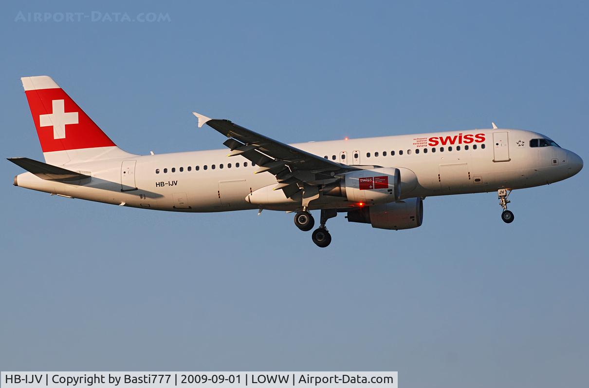 HB-IJV, 2003 Airbus A320-214 C/N 2024, HB-IJV - Catch the beacon
