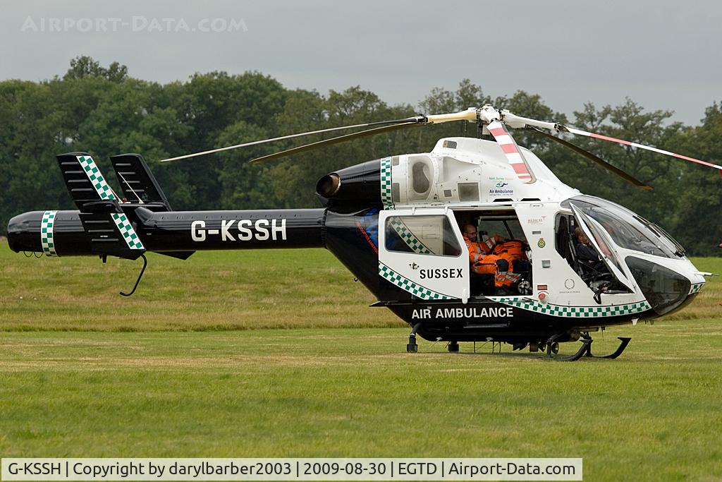 G-KSSH, 1998 McDonnell Douglas MD-900 Explorer C/N 900-00062, Dunsfold W&W 2009