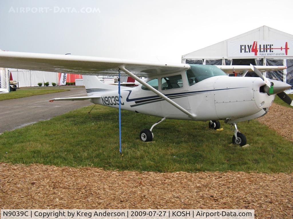 N9039C, 1978 Cessna R182 Skylane RG C/N R18200378, EAA Airventure 2009