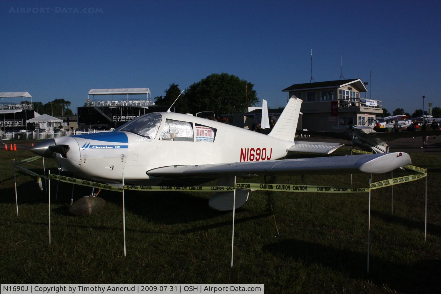 N1690J, 1968 Piper PA-28-140 C/N 28-24093, 1968 Piper PA-28-140, c/n: 28-24093