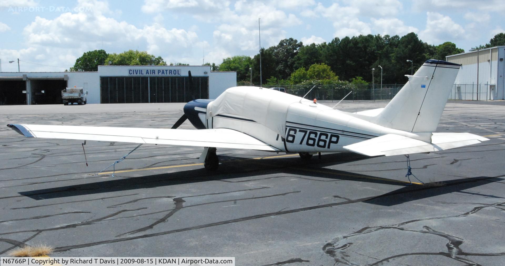 N6766P, 1960 Piper PA-24-250 Comanche C/N 24-1896, 1960 Piper PA-24-250