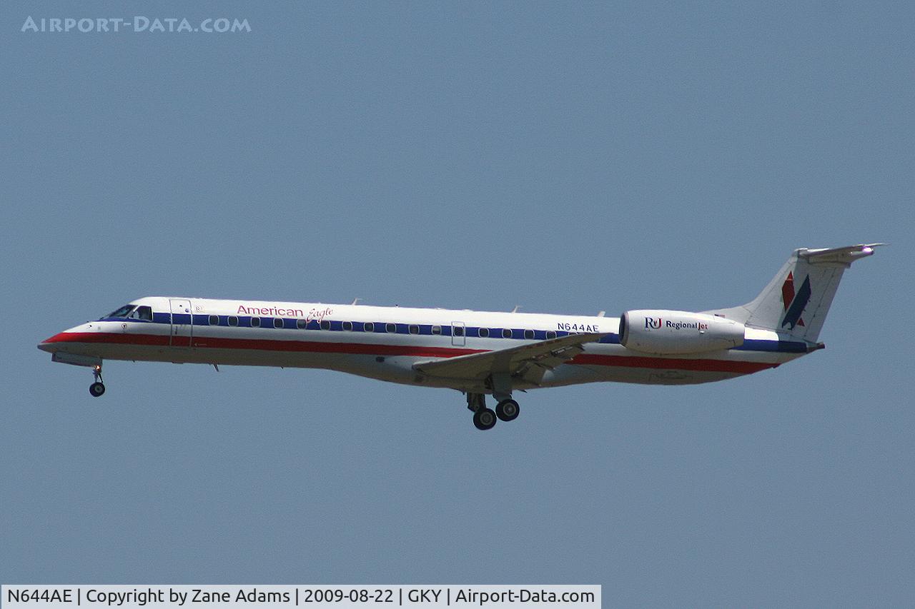 N644AE, 1999 Embraer ERJ-145LR (EMB-145LR) C/N 145204, American Eagle landing at DFW