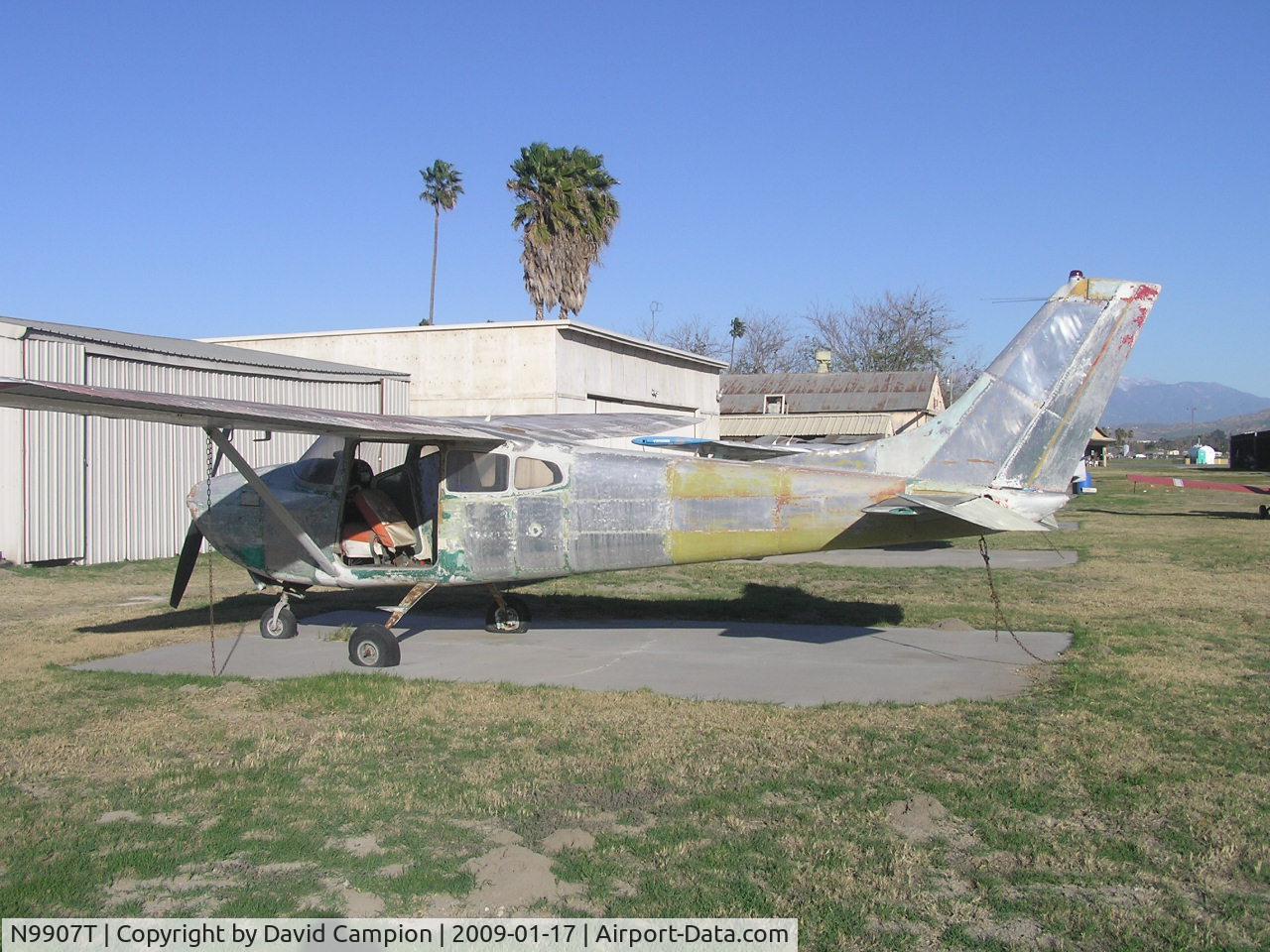 N9907T, 1960 Cessna 182C Skylane C/N 53007, Flabob, CA