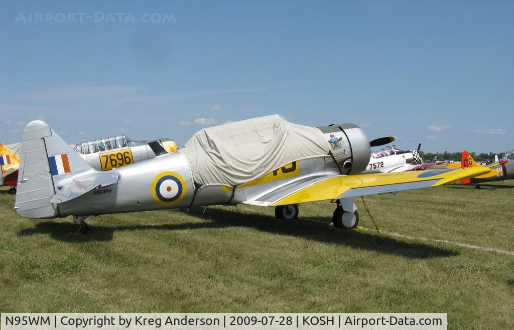 N95WM, 1943 North American AT-6D Texan C/N 8815597, EAA Airventure 2009