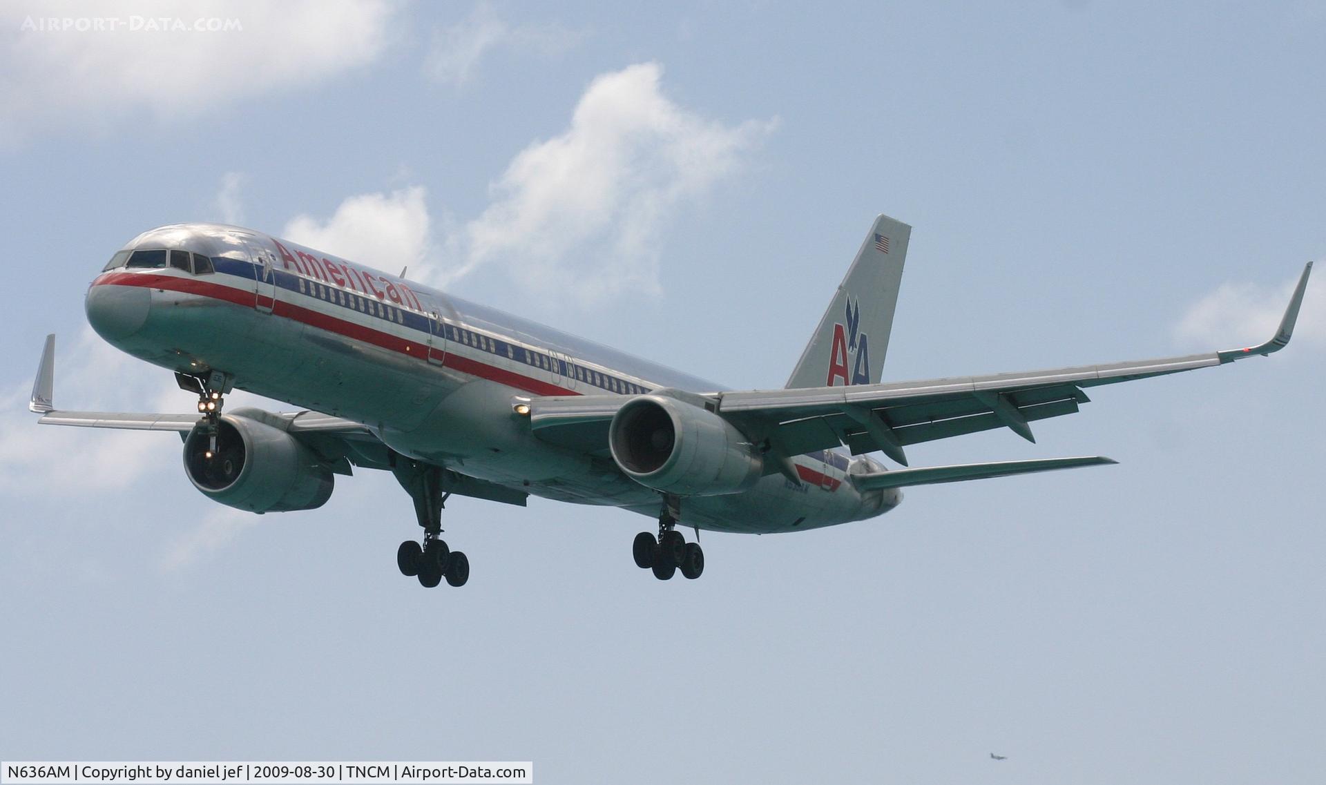 N636AM, 1991 Boeing 757-223 C/N 24594, landing runway 10